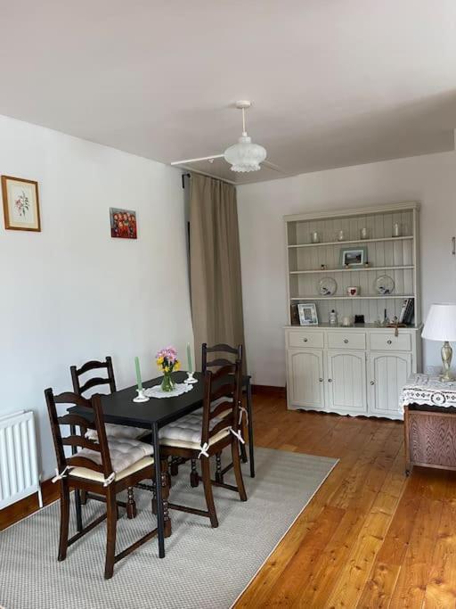 Sonas Seaside Apartment Galway Buitenkant foto