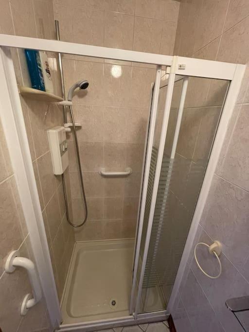 Sonas Seaside Apartment Galway Buitenkant foto