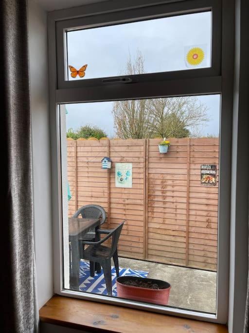 Sonas Seaside Apartment Galway Buitenkant foto