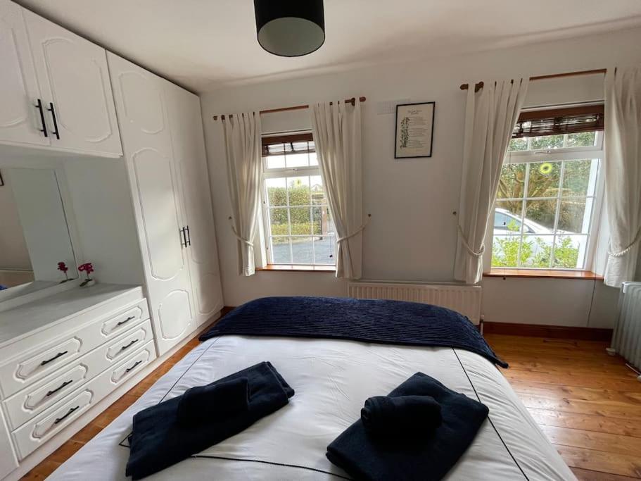 Sonas Seaside Apartment Galway Buitenkant foto