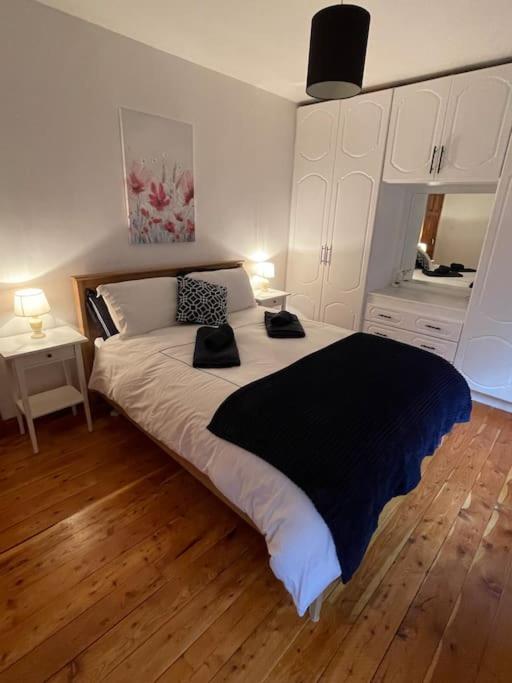 Sonas Seaside Apartment Galway Buitenkant foto