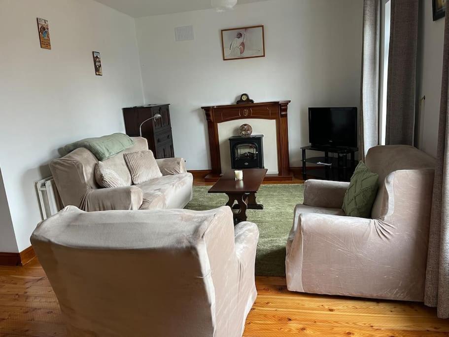 Sonas Seaside Apartment Galway Buitenkant foto
